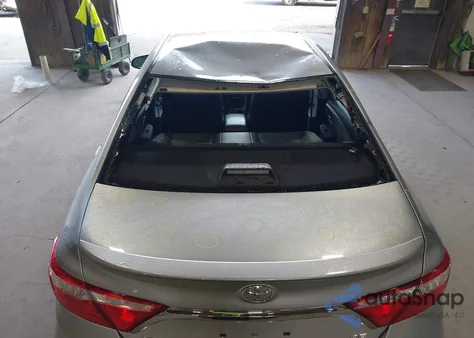 2015 Toyota Camry Se z USA, uszkodzony, nr VIN 4T1BF1FK0FU488305